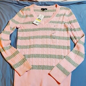 Tommy Hiluger size medium pink an gray v-neck sweater NWTS